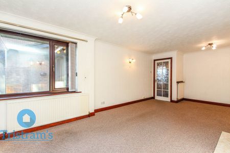2 bed Detached Bungalow for Rent - Photo 2