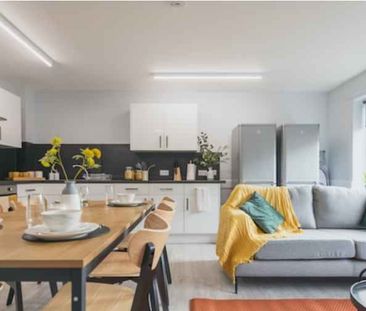 Bronze Room - Photo 4