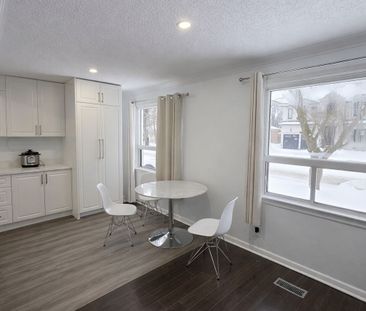 For Lease - 391 Taylor Mills Drive, Richmond Hill, Ontario - Photo 4