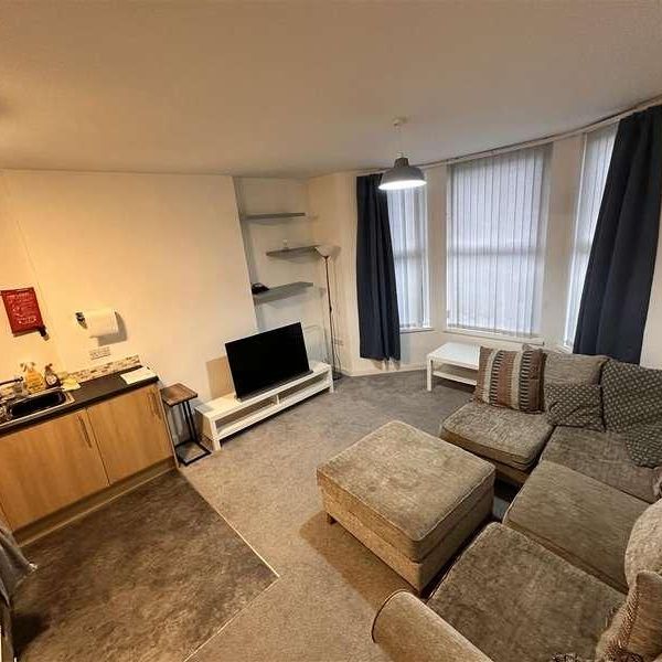 Salisbury Road, New Brighton, CH45 - Photo 1