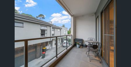Modern and Spacious Two-Bedroom Townhouse - Photo 3