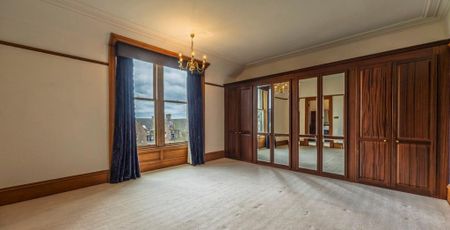 5 bedroom detached house to rent - Photo 5