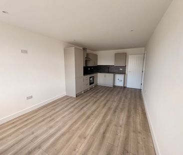 3 bedroom apartment to rent - Photo 1