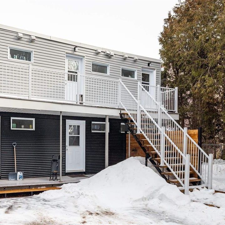 Rénové 100% Avec Terrasse Privé Et Internet - Photo 2