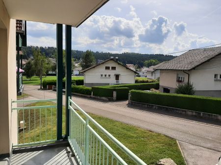 Location - Appartement T2 - 51 m² - Maîche - Photo 5