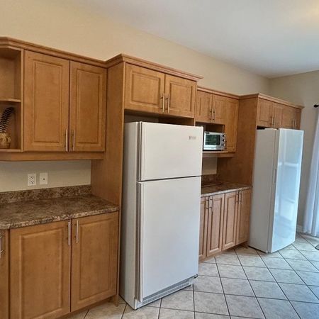 5 1/2 Logement Appartement Saint-Hyacinthe - Photo 3