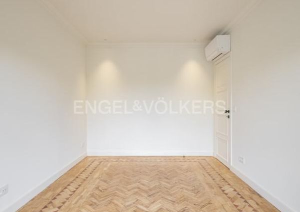 Apartamento T4 em Lisboa