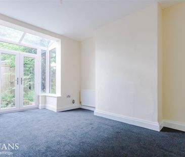 Dill Hall Lane, Church, Accrington - Photo 1