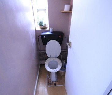 3 bedroom flat share to rent - Photo 4