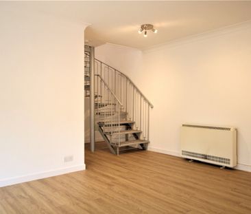 Byron Close, Twyford, Berkshire, RG10 - Photo 2