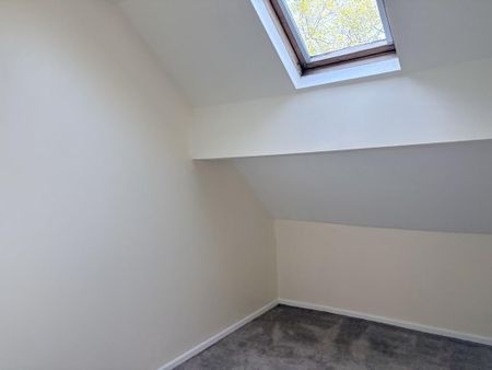 3 bedroom maisonette to rent - Photo 4