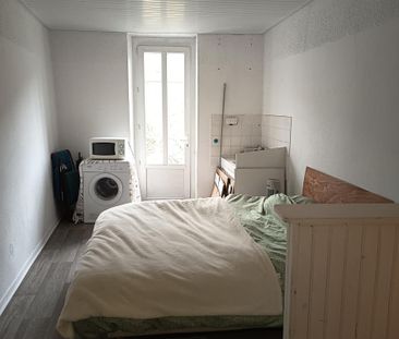 SAINT LAURENT DU PAPE- Appartement en RDC - Photo 3