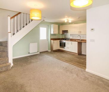 2 bedroom end of terrace house to rent - Photo 6