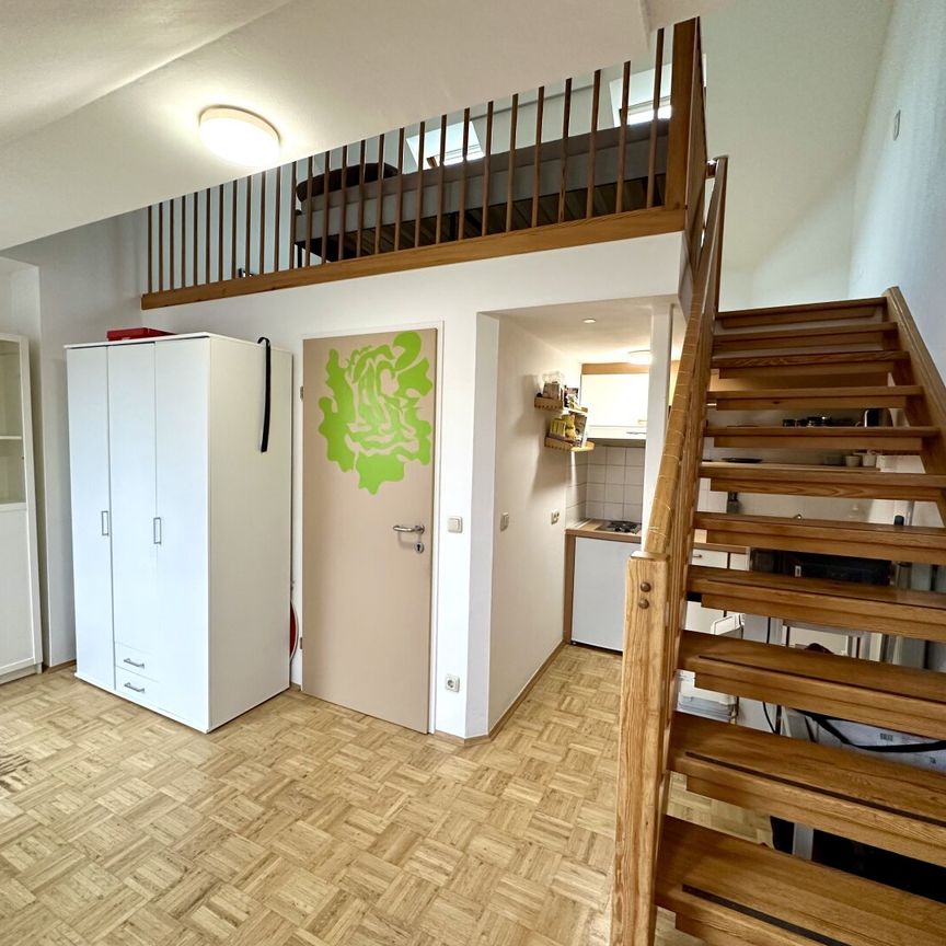 Charmante Maisonette-Wohnung in einem Jugendstilhaus im Grazer Bestbezirk St. Leonhard in unmittelbarere Nähe der LKH Graz, KF-Universität sowie der Kunstuniversität - Photo 1