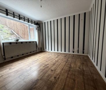 3 bedroom house to rent - Photo 2
