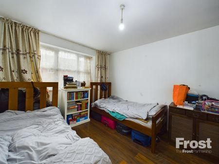 Redford Close, Feltham,TW13 - Photo 5