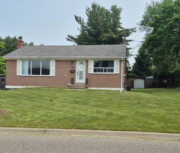 For Lease - 88 Vista Boulevard, Mississauga, Ontario - Photo 1