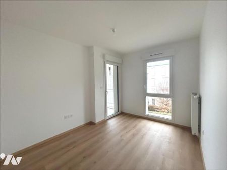 REIMS - Boulevard POMMERY - VILLA LOUISE - 3 PIECES - Photo 3