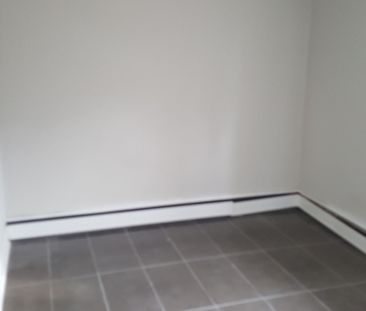 For Lease - 14 North Alarton Street Unit# 1, Mississauga, Ontario - Photo 5