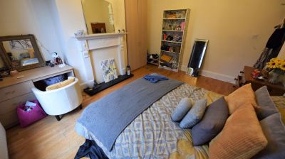 6 bedroom House in Hyde Park Terrace, Leeds - Photo 4