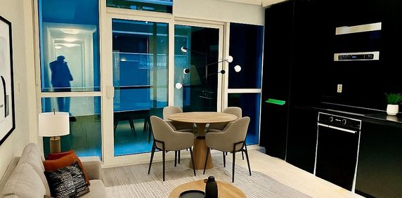 For Lease - 110 Broadway Avenue Unit# 207, Toronto, Ontario - Photo 2