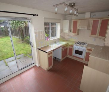 2 bedroom terraced house to rent - Photo 2