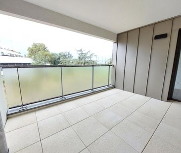 location Appartement T3 DE 65.3m² À RILLIEUX LA PAPE - Photo 3