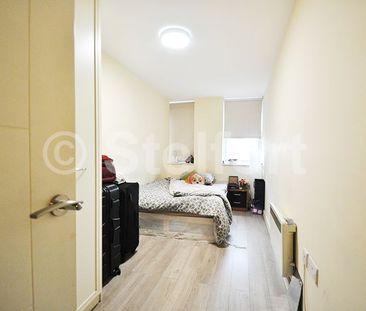 Goodmayes Road, IG3, London - Photo 4