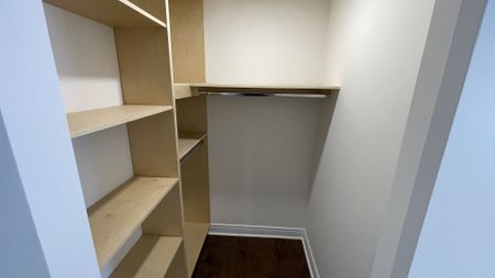 For Lease - 94 Lensmith Drive Unit# Unit A, Aurora, Ontario - Photo 5