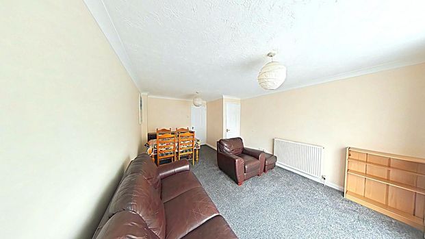 2 bedroom terraced house to rent - Photo 1
