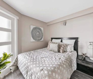 Shoreline Towers — The 02, 08 & 13 Collection - Photo 2