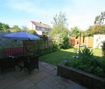 3 bedroom terraced house to rent - Photo 2