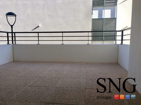 T2 AVEC BALCON ET PARKING - Photo 4