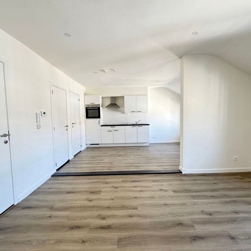 Appartement te huur in Oostende voor € 650 met 1 slaapkamer - Photo 1