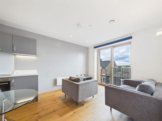 1 bedroom apartment to rent - Photo 1