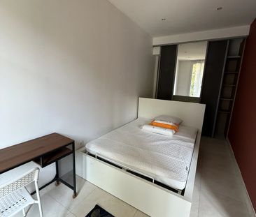 Location Appartement 2 pièces 55m² NICE 06000 - Photo 2