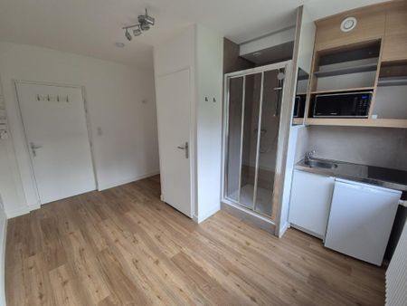 Location Appartement 1 pièce 13m² NANCY 54000 - Photo 2