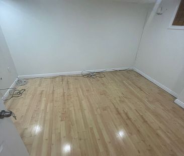 For Lease - 209 Pleasant Avenue, Toronto, Ontario - Photo 6