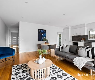 The perfect blend of comfort, convenience and easy care living. - Photo 3
