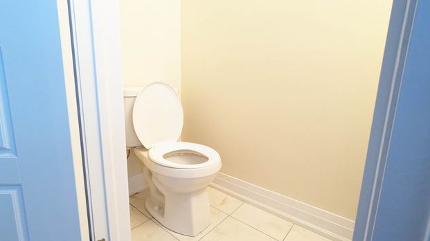 For Lease - 717 Lawrence Avenue Unit# 35, Toronto, Ontario - Photo 1