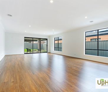 Sensational family home and location in Clyde! - Photo 5