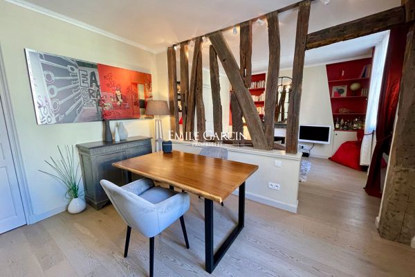 Appartement à louer à Paris 4Ème - Photo 1