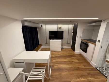 1 Bed Flat, Chapter Road, NW2 - Photo 2