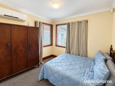 Fully-Furnished Property in a Perfect Location - Photo 3