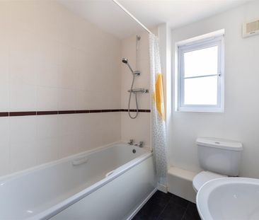 2 bed flat to rent in Regency Apartments, Killingworth, NE12 - Photo 3