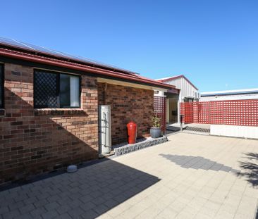 FAMILY HOME WITH SHED - Photo 1