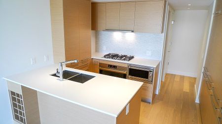 Modern 1 Bed Condo In The Heart Of Downtown | Heat + Water | Parking - Photo 4