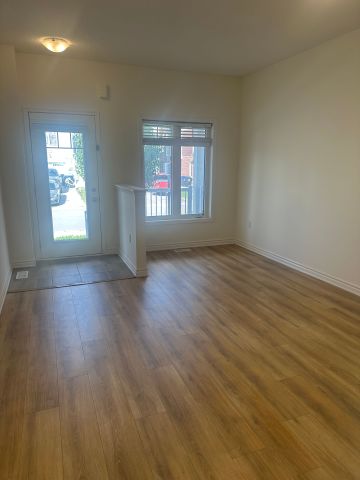 For Lease - 16 Dunes D Drive, Wasaga Beach, Ontario - Photo 3