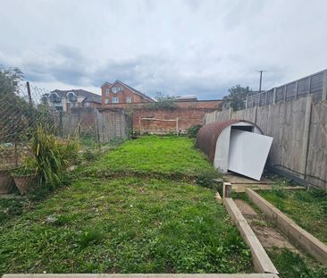 Silverdale Road, Southampton - Photo 2