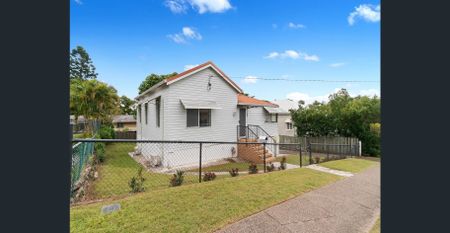 Character Home in a Premium Location - Photo 5